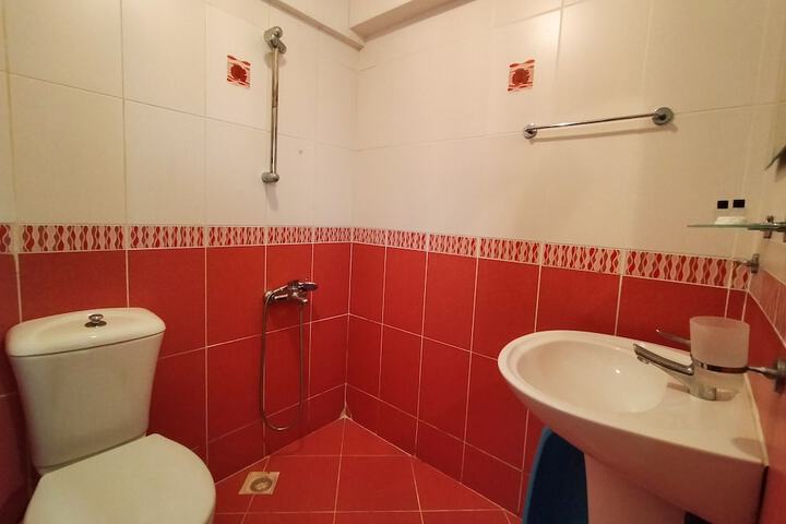 Room 29 of 49