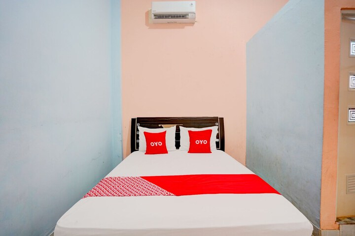 Room 18 of 29