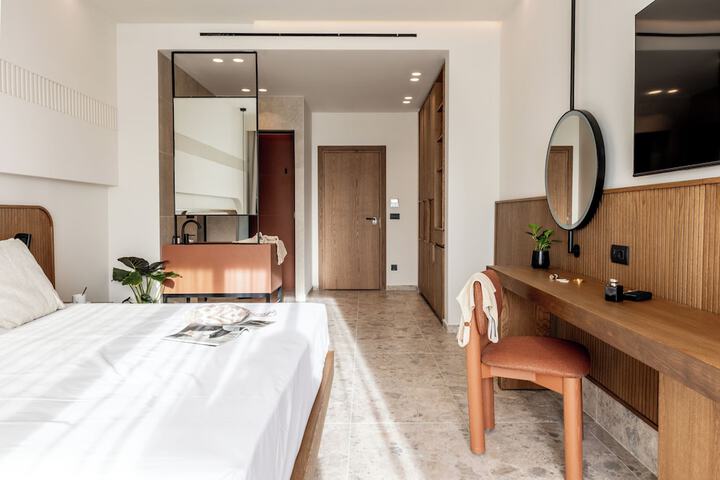 Room 3 of 11