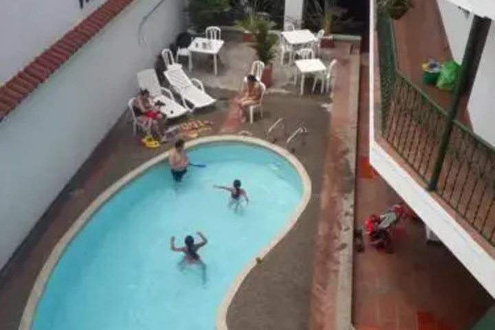 Pool 7 of 11