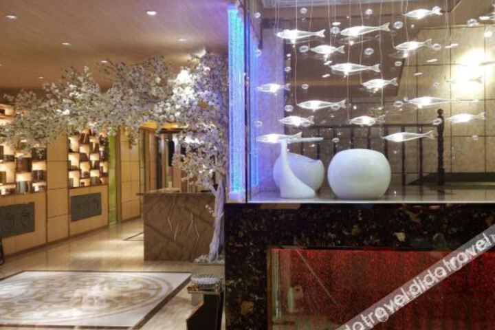 Hotel Interior 6 of 16