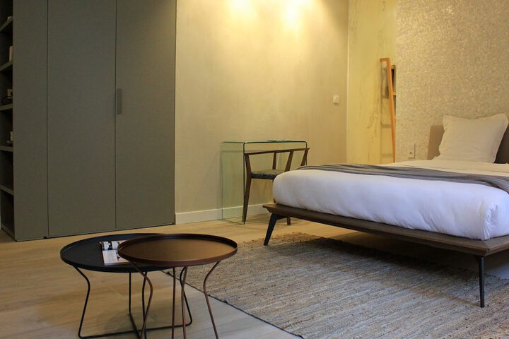 Room 25 of 44