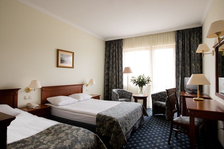 Room 5 of 23