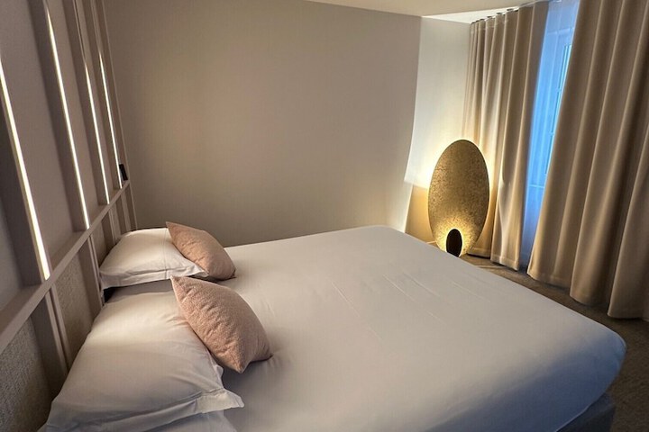 Room 29 of 50