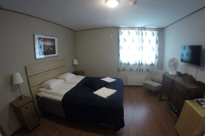 Room 8 of 47