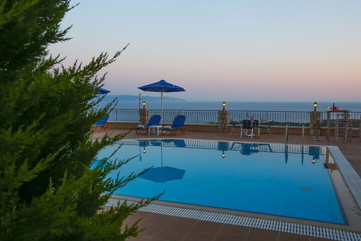 Pool 35 of 60