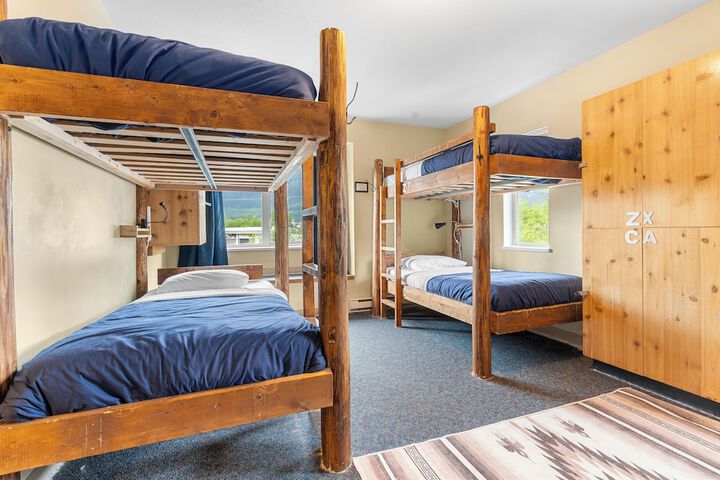 Room 45 of 83