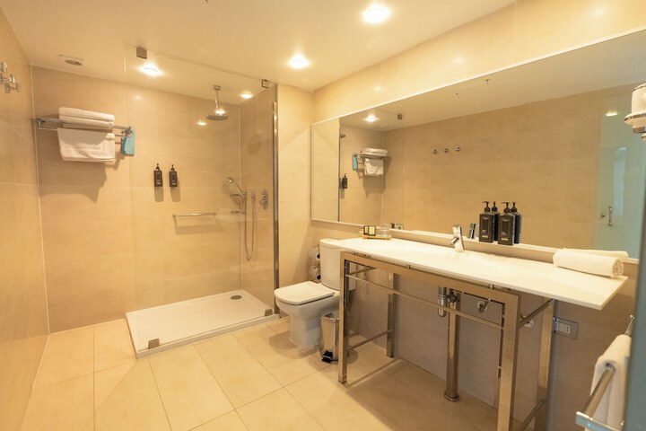 Bathroom Interior Photo