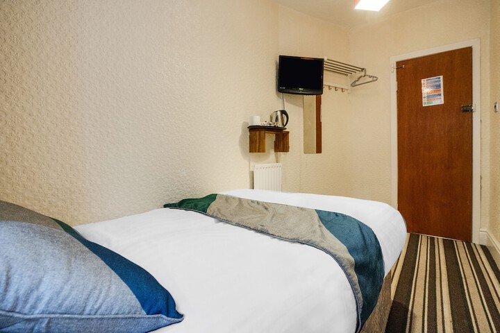 Room 15 of 24