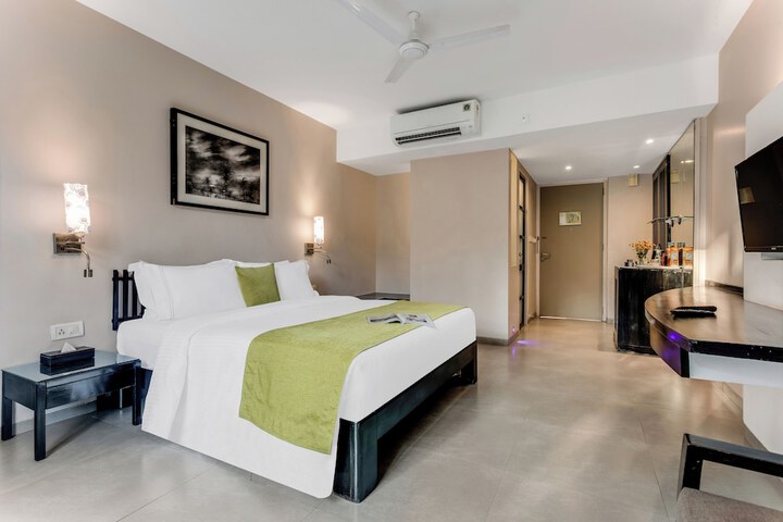 Room 20 of 103