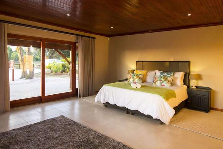Room 15 of 60