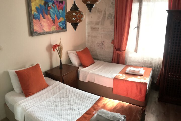 Room 20 of 90
