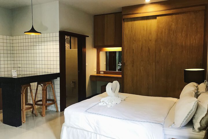 Room 16 of 35