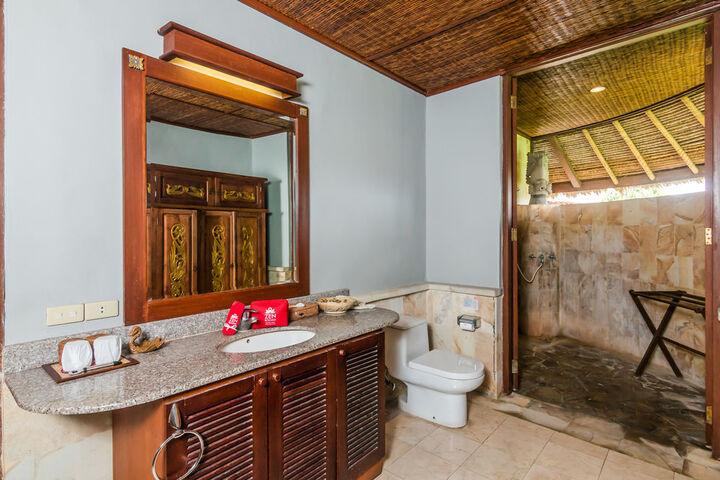 Clean Restrooms