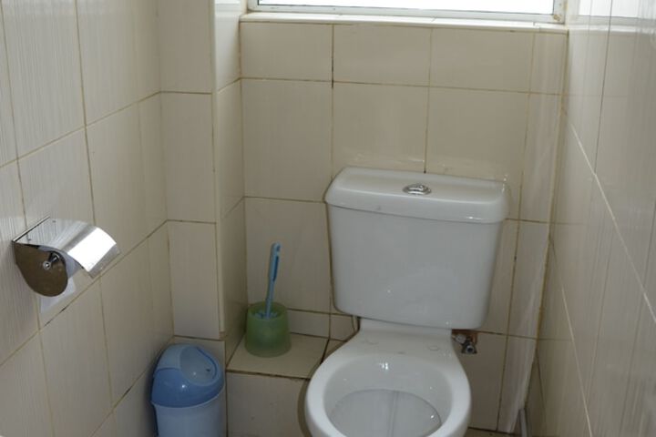 Room 14 of 32