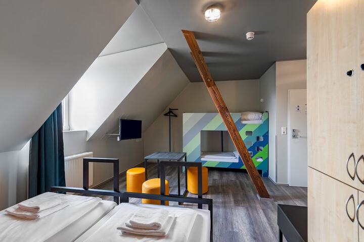 Room 14 of 72