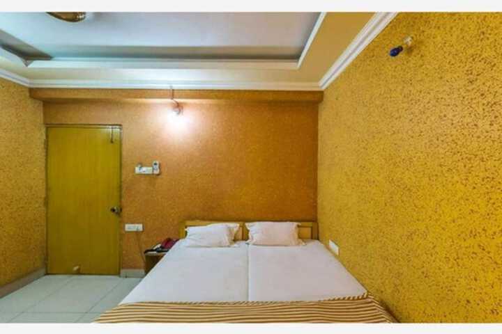 Room 8 of 44