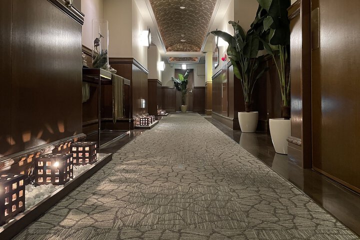 Ballroom/Hall 16 of 22