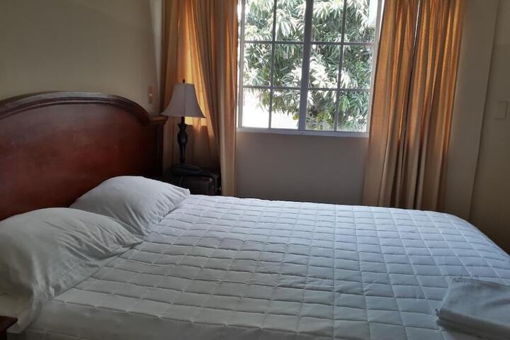 Room 4 of 14