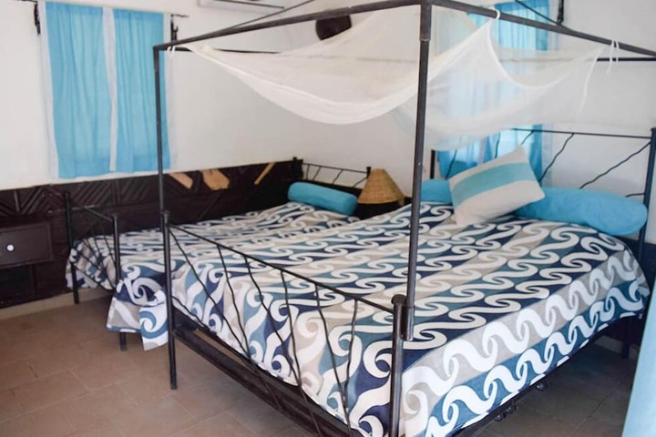 Room 19 of 106