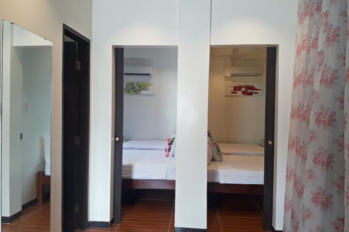 Room 34 of 152