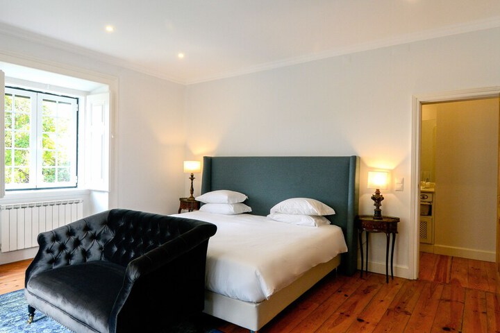 Room 10 of 47