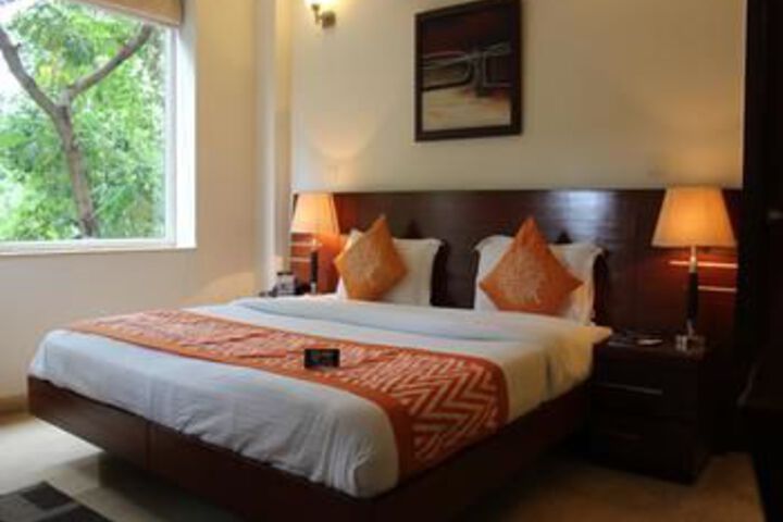 Room 21 of 28