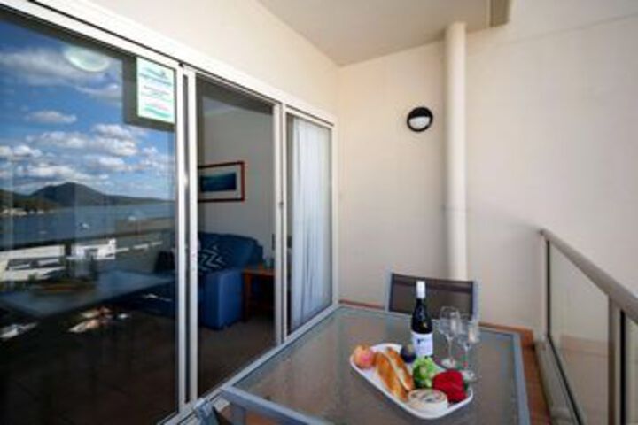 Terrace/Patio 2 of 11