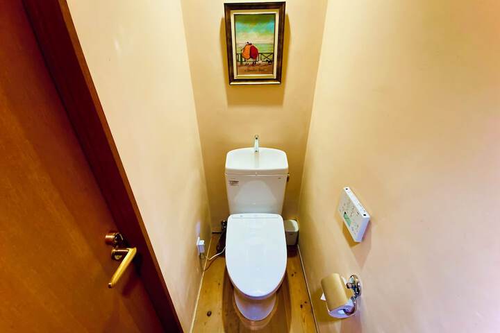 Room 19 of 23