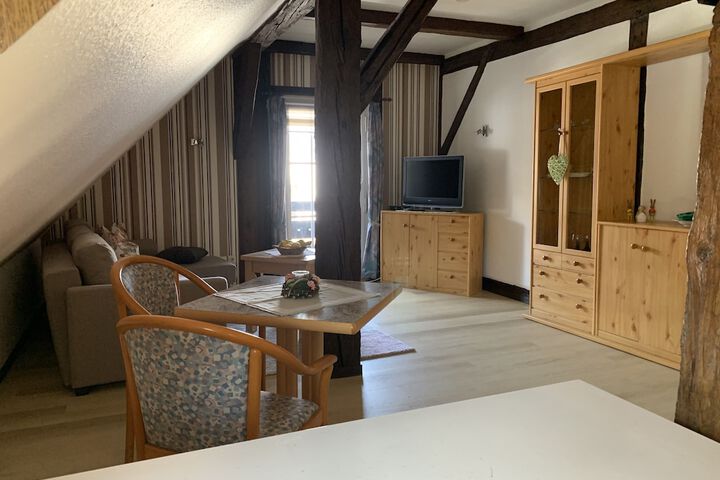 Room 30 of 73