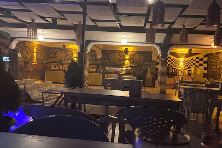 Dining 72 of 169