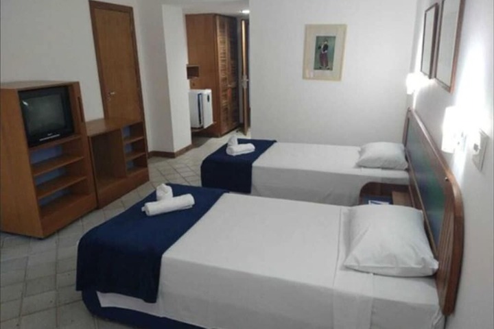 Room 8 of 64