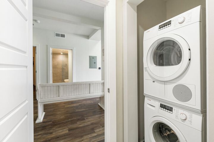 Laundry 54 of 119