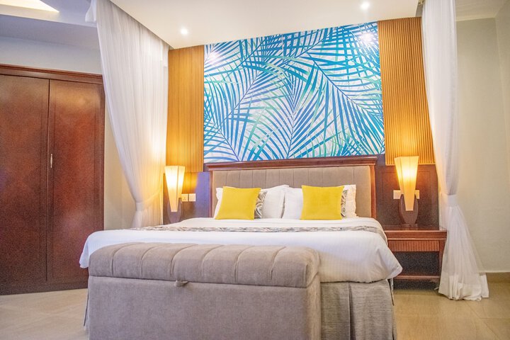 Room 3 of 54