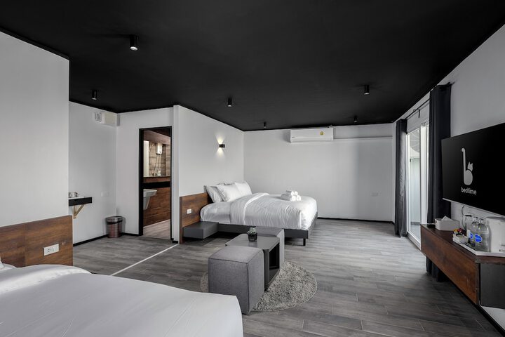 Room 28 of 56