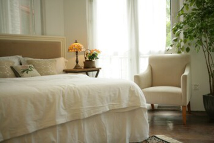 Room 44 of 75