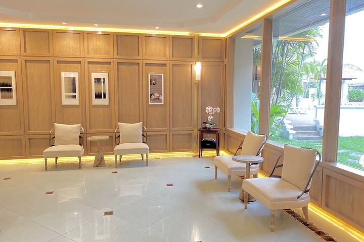 Hotel Interior 4 of 60