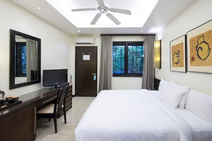 Room 13 of 46