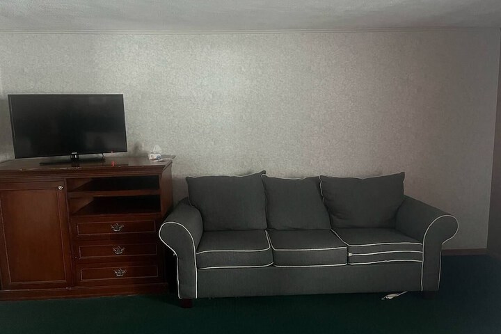 Standard Room, King or Two Doubles (9 of 24)