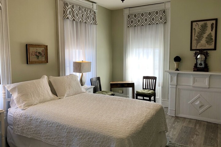 Room 26 of 56
