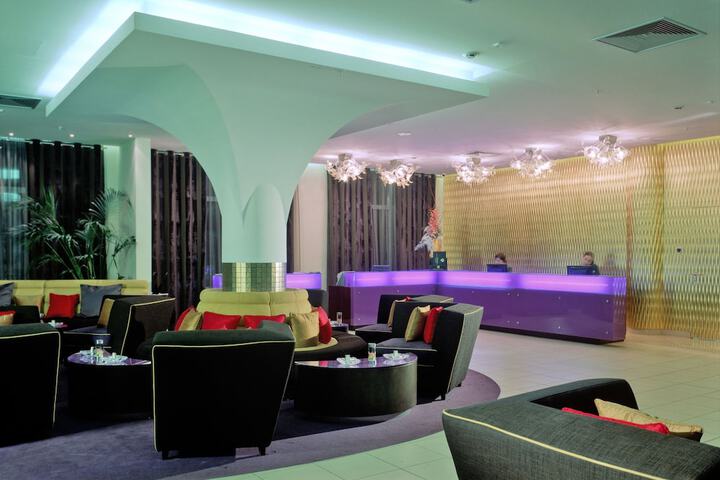 Hotel Interior 5 of 101