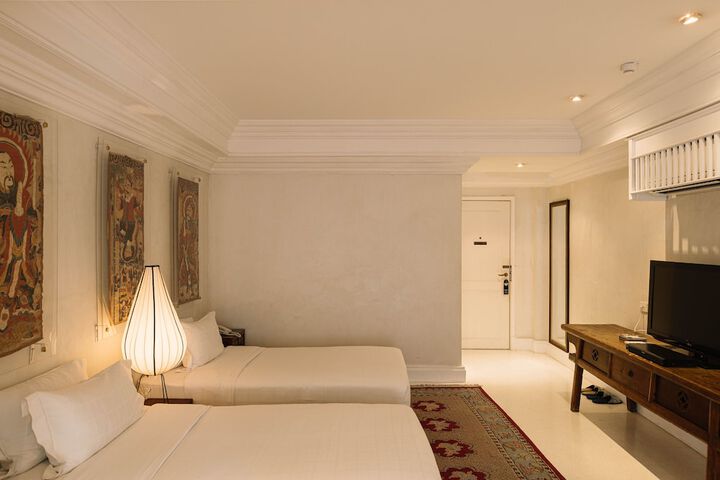 Room 6 of 47