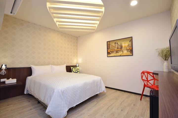 Room 52 of 78