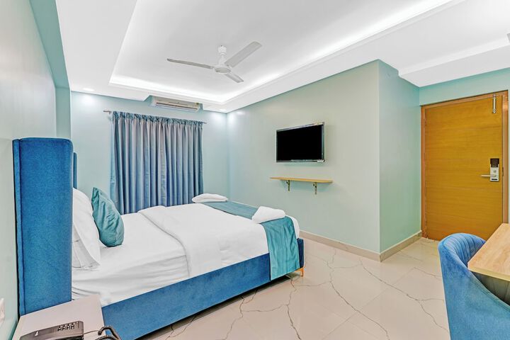 Room 21 of 36
