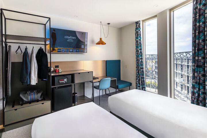 Room 34 of 81
