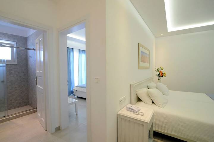 Room 7 of 42
