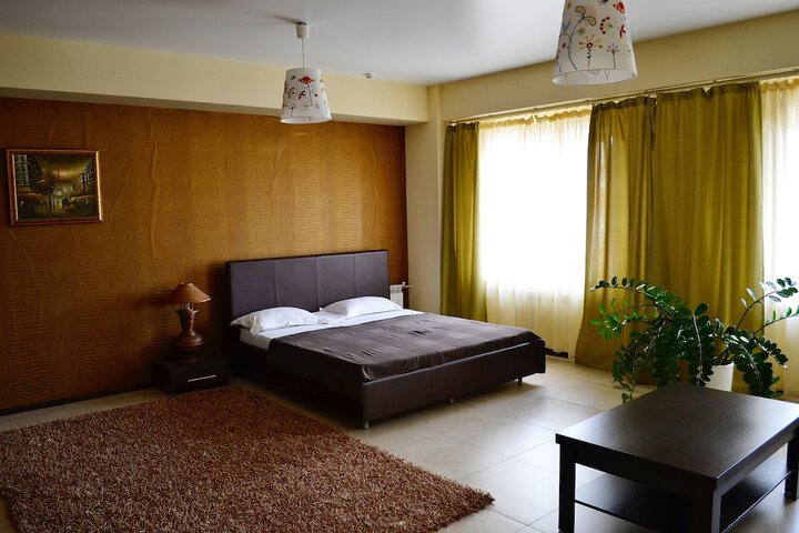 Room 25 of 59