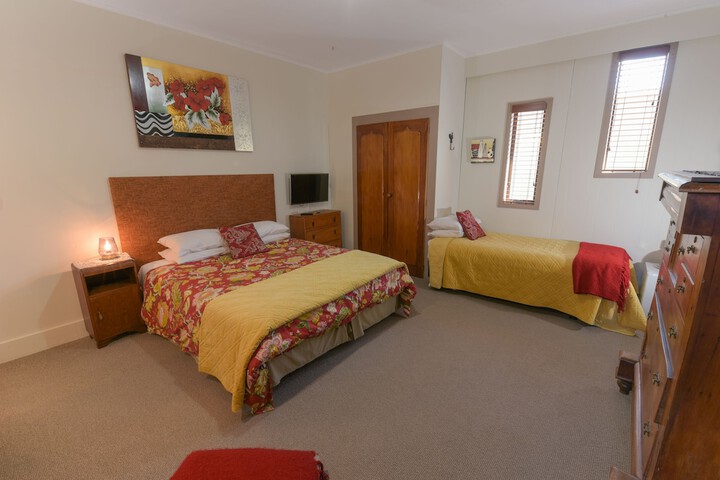 Room 9 of 44