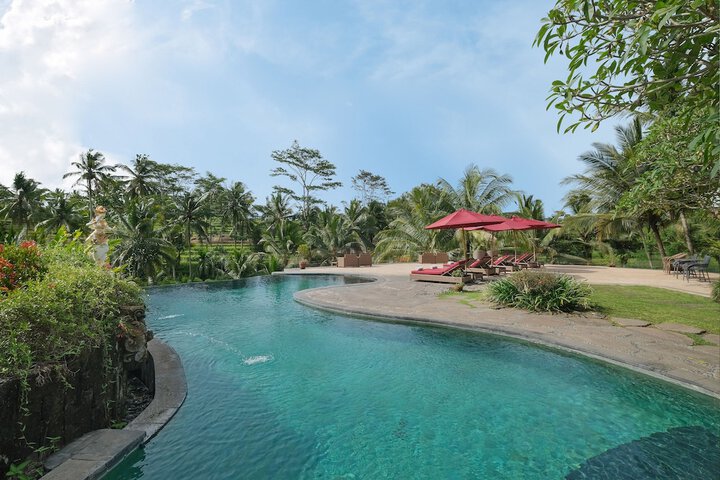 Pool 109 of 171