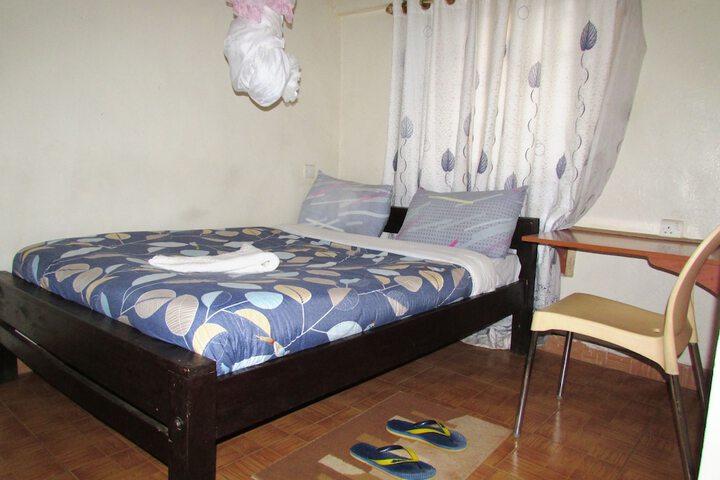 Room 4 of 29